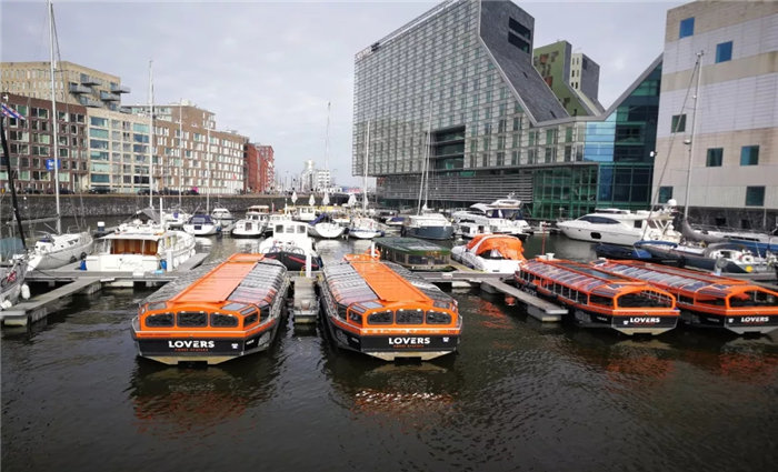 中國漁船玻璃鋼化是必然發(fā)展趨勢!